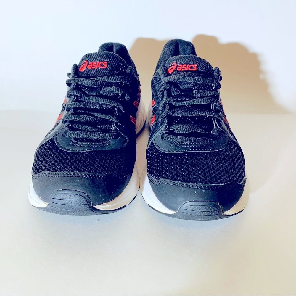 ASICS - Picture 4 of 9